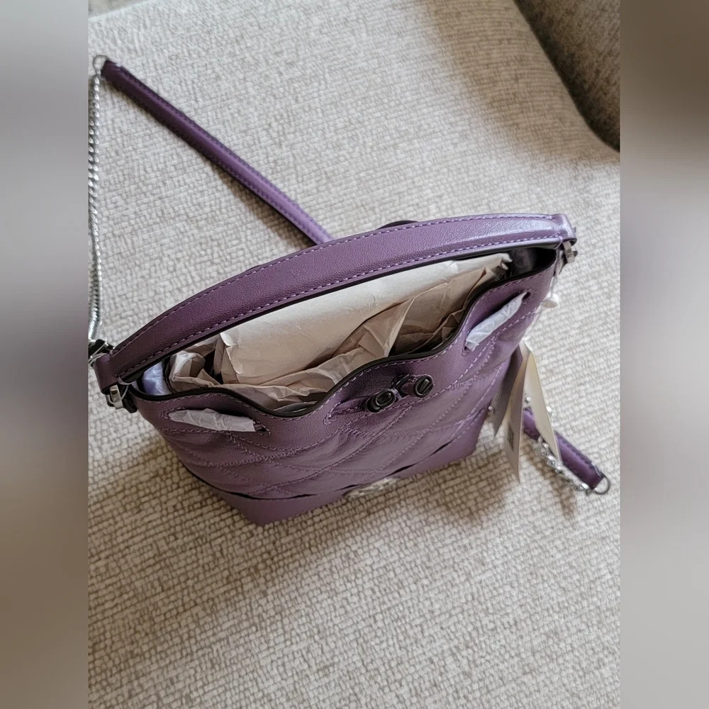 Tory Burch Willa Mini Bucket Bag NWT - Picture 11 of 15
